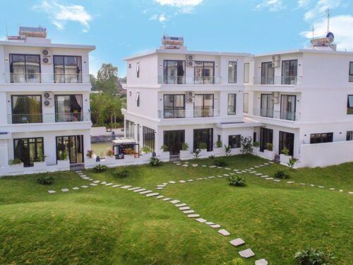 villa flc sầm sơn có sân vườn